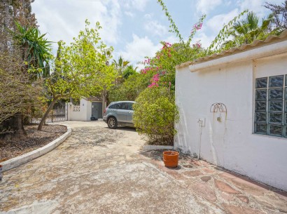 Sale - Villa -
Jávea - Tarraula