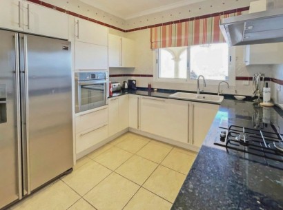 Sale - Villa -
Pedreguer - La Sella