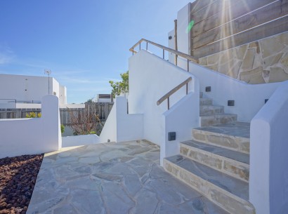 Revente - Villa -
Jávea - Puerta Fenicia