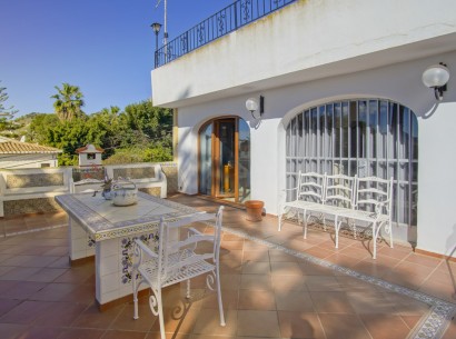 Sale - Villa -
Jávea - Centro