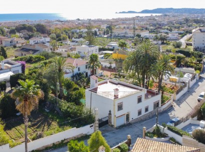 Sale - Villa -
Jávea - Centro
