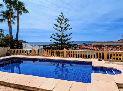 Resale - Villa -
Moraira - Pinar de L´Advocat