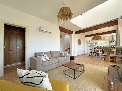 Sale - Villa -
Jávea - Valle del Paraíso