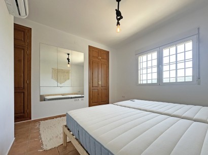 Sale - Villa -
Jávea - Valle del Paraíso