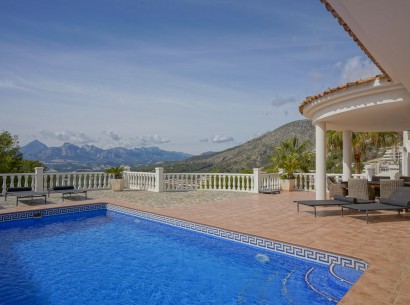 Resale - Villa -
Altea - Alhama Springs