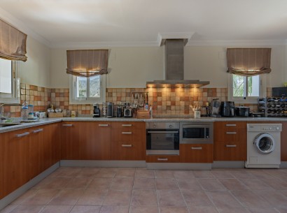 Resale - Villa -
Altea - Alhama Springs