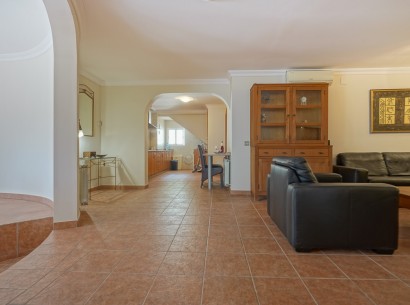 Resale - Villa -
Altea - Alhama Springs