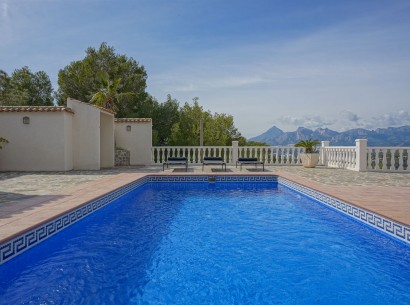 Resale - Villa -
Altea - Alhama Springs