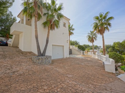 Resale - Villa -
Altea - Alhama Springs