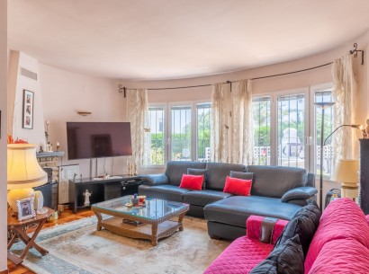 Revente - Villa -
Moraira