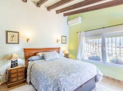 Revente - Villa -
Moraira