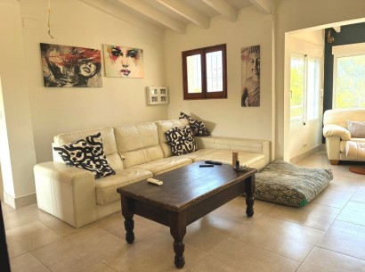 Revente - Villa -
Moraira - Cometa