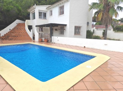 Revente - Villa -
Moraira - Cometa