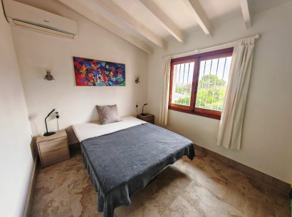 Revente - Villa -
Moraira - Cometa