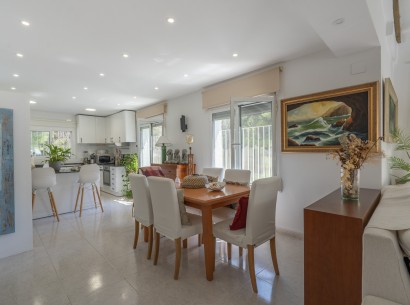 Sale - Villa -
Benissa - Montemar