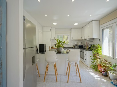 Sale - Villa -
Benissa - Montemar