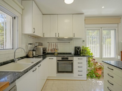 Sale - Villa -
Benissa - Montemar