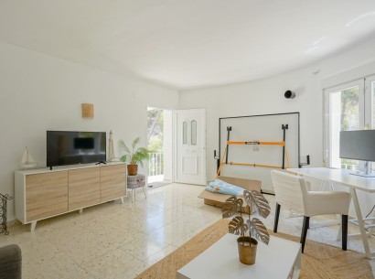 Sale - Villa -
Benissa - Montemar