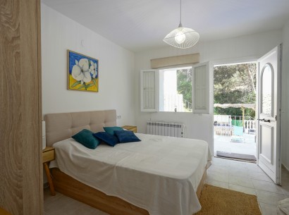 Sale - Villa -
Benissa - Montemar