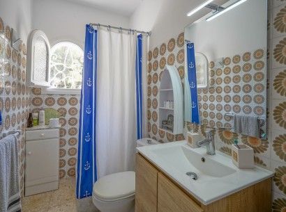 Sale - Villa -
Benissa - Montemar