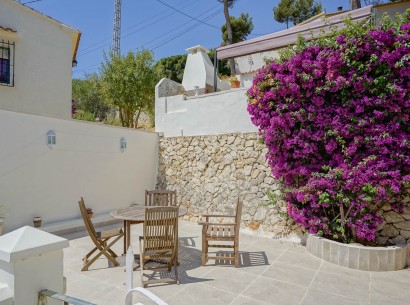 Sale - Villa -
Benissa - Montemar