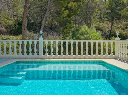 Sale - Villa -
Benissa - Montemar