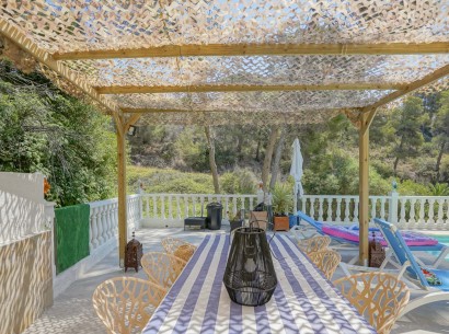Sale - Villa -
Benissa - Montemar