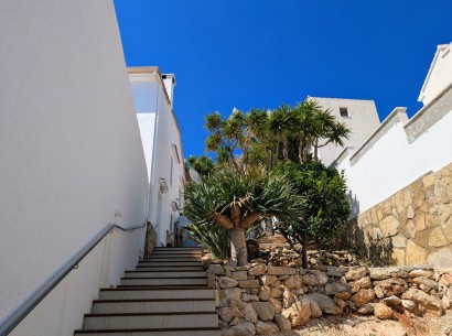 Resale - Villa -
Moraira - El Portet