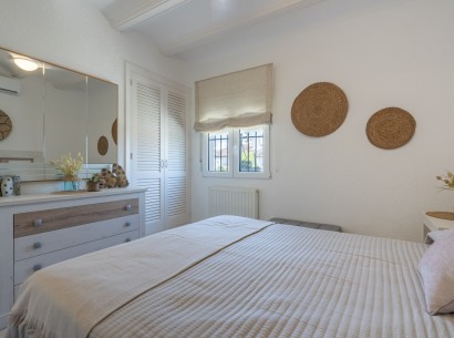 Sale - Villa -
Jávea - pinosol