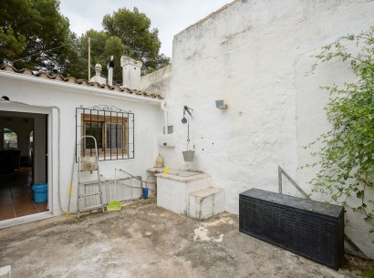 Sale - Building plot -
Jávea - Adsubia
