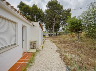 Sale - Building plot -
Jávea - Adsubia