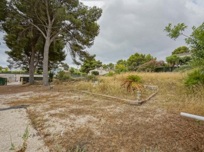 Sale - Building plot -
Jávea - Adsubia