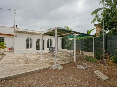 Sale - Building plot -
Jávea - Adsubia