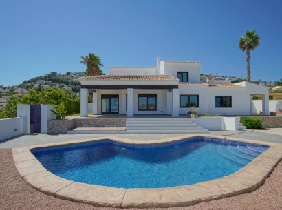 Sale - Villa -
Moraira - La Sabatera