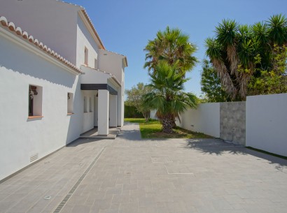 Sale - Villa -
Moraira - La Sabatera