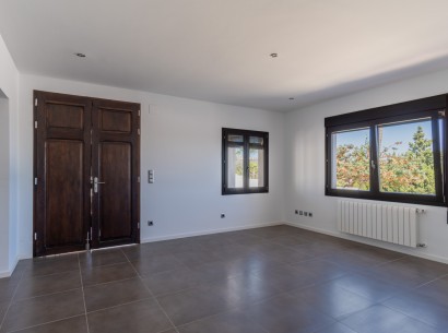 Sale - Villa -
Moraira - La Sabatera