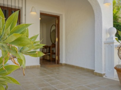 Sale - Villa -
Moraira - Pinar de l’Advocat
