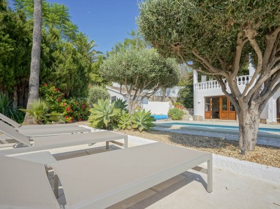 Sale - Villa -
Moraira - Pinar de l’Advocat