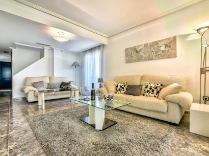 Sale - Duplex penthouse -
Calpe - Zona Playa del Bol - Puerto