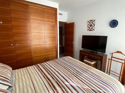 Resale - Wohnung -
Calp