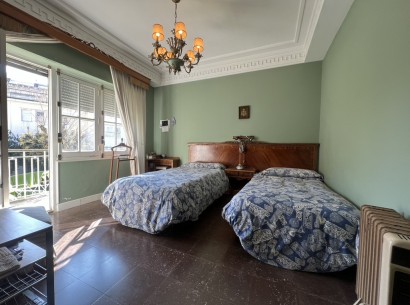 Venta - Villa -
Denia