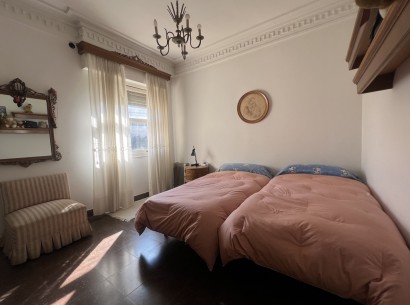 Venta - Villa -
Denia