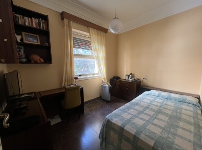 Venta - Villa -
Denia
