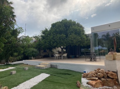 Sale - Villa -
Denia