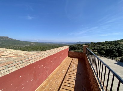 Resale - Finca / Country Property -
Ayora - Valencia