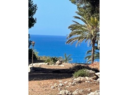 Resale - Building plot -
Moraira - Pla del mar