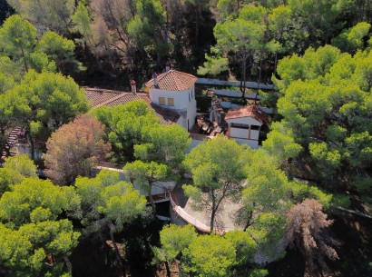 Resale - Villa -
Denia - Las Rotas