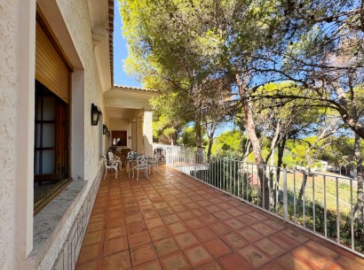 Resale - Villa -
Denia - Las Rotas