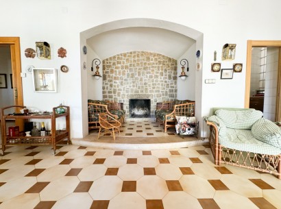 Resale - Villa -
Denia - Las Rotas
