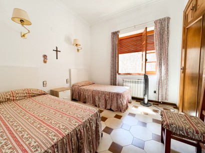 Resale - Villa -
Denia - Las Rotas